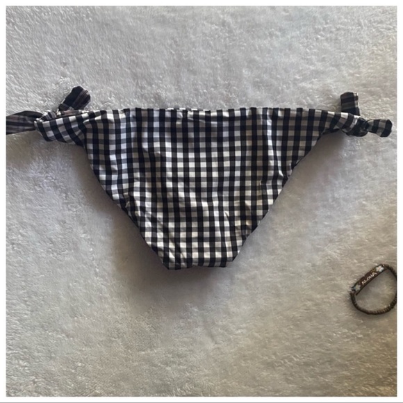 Volcom Attitude hipster reversible bikini bottom - Picture 6 of 8